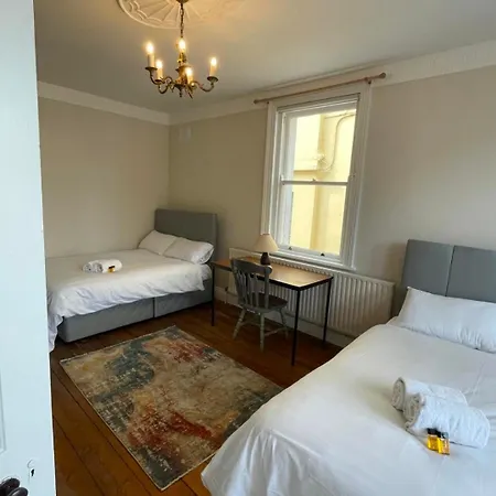 Casa vacanze Salthill & The City! Galway